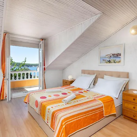 2 Bedroom Lovely In Barbat na Rabu