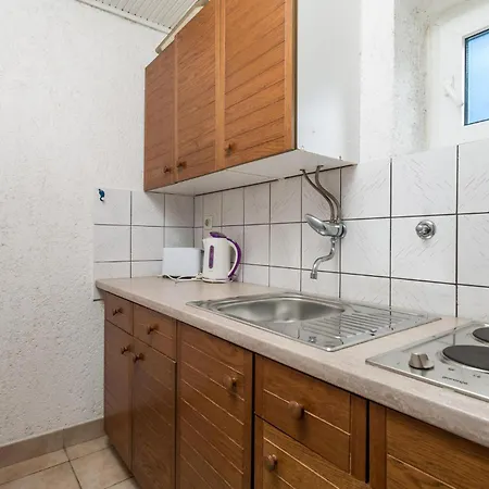 Apartmán 2 Bedroom Lovely In Barbat na Rabu