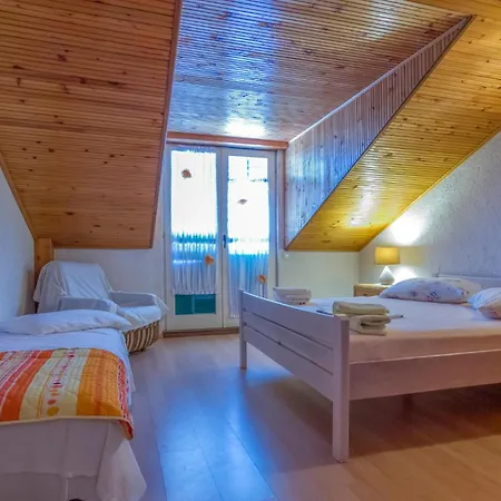 Appartement Amazing In *