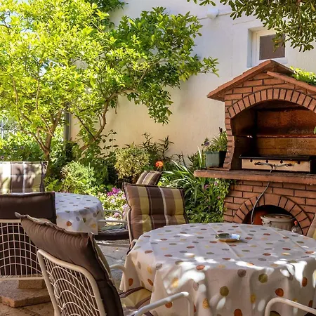 Διαμέρισμα Amazing In *